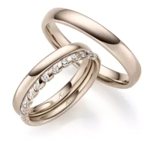 Trauringpaar & Beisteckring Haselnussgold ab € 3773,- – Bild 2