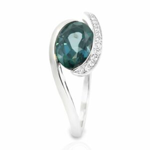 Ring, Weißgold, Topas, Brillanten, Brillantschmuck, Weißgoldschmuck, Safirschmuck, Goldwerkstatt, Schmuck und Trauringe, Neuötting, Altötting, Mühldorf am Inn