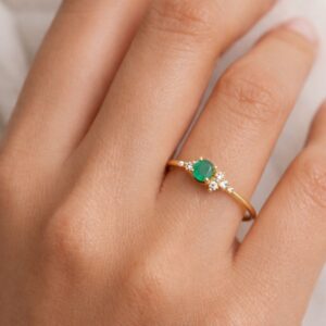 Ring, Gelbgold, Gelbgold 585, Verlobungsring, Goldring, Smaragd, Brillanten, Verlobungsring, Geschenkidee, Goldwerkstatt Schmuck und Trauringe, Neuötting, Altötting, Goldschmuck